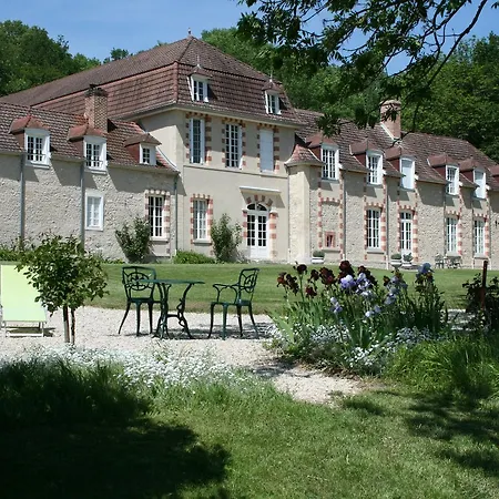 Bed & Breakfast Manoir De Montflambert 3*